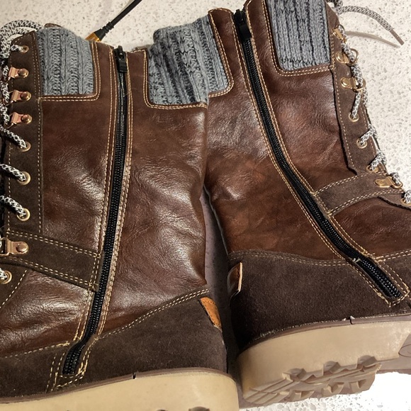 Women’s Spring/Fall boot - Picture 2 of 5